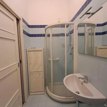 Apartment Brera Elegant - Via San Marco View