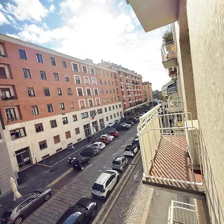Brera Elegant - Via San Marco View Apartment Mailand